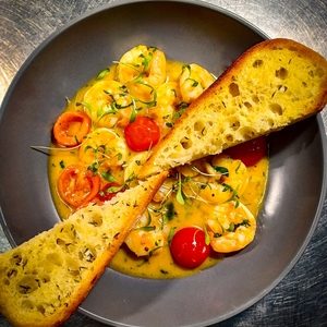 Pan Fried Prawns in Butter Sauce